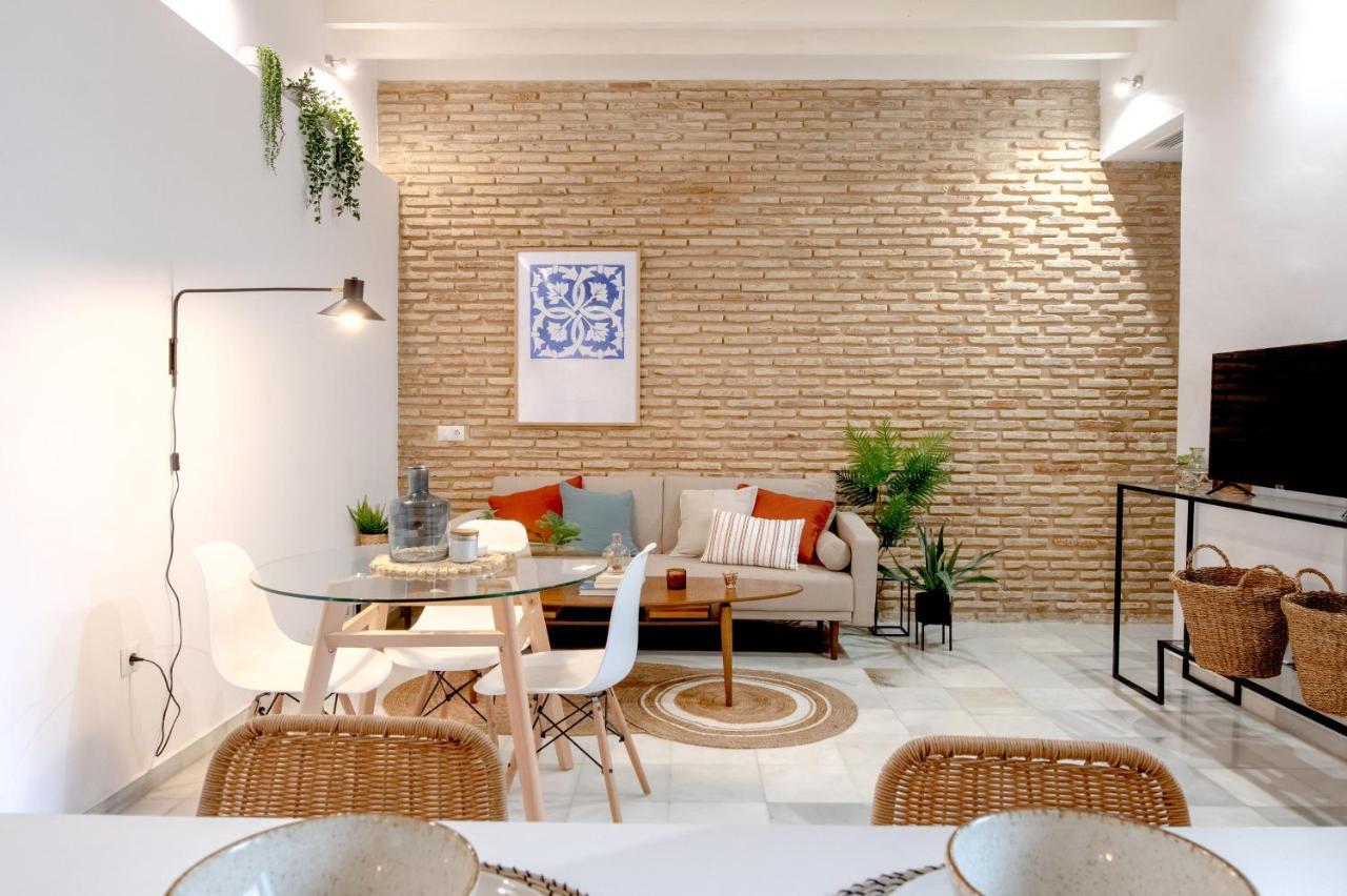 Home2Book Amelia'S Pottery, Triana เซบีญา ภายนอก รูปภาพ